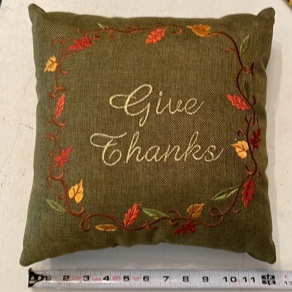 Give Thanks Throw Pillow 🍁🙏🏻🦃🍂